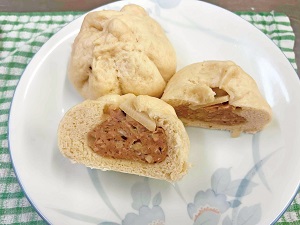 タケノコ入り中華まんじゅう
